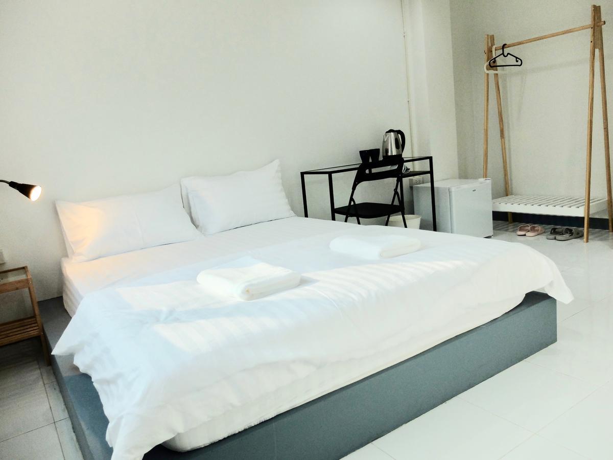 פאק קרט Diamond & Rust Hostel מראה חיצוני תמונה